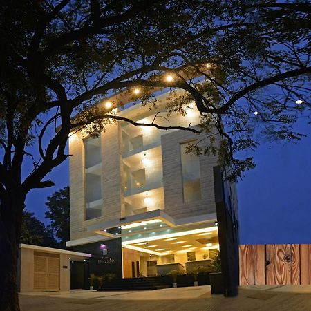 Dazzle By One Earth Hotel Agra  Exterior photo